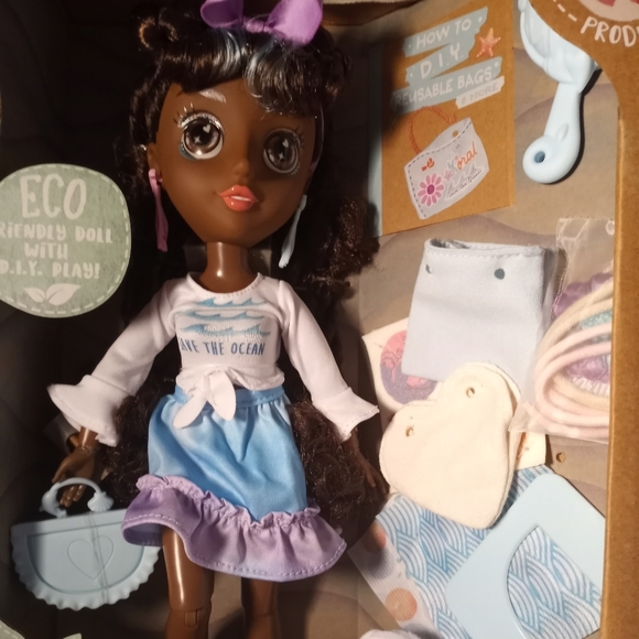 B-Kind "Koral" Eco-Friendly Fashion Doll DIY Play "Save the Ocean" - NEW IN BOX - Picture 5 of 5